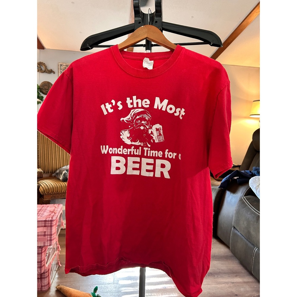 Port & Company Mens Red Christmas Santa Beer Graphic Tee Shirt Size Large L